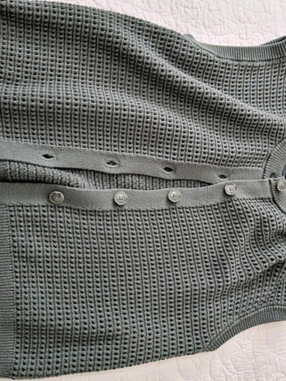 Universal Thread Knit Button-Front Vest in Green Size Medium